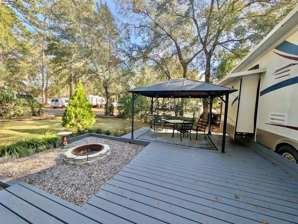 На продажу: $79,000 (0.14 acres)