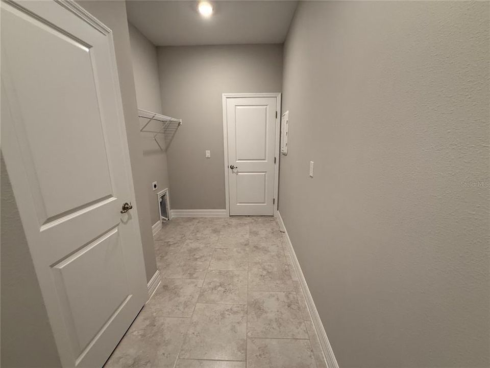 For Rent: $2,000 (3 beds, 2 baths, 1615 Square Feet)