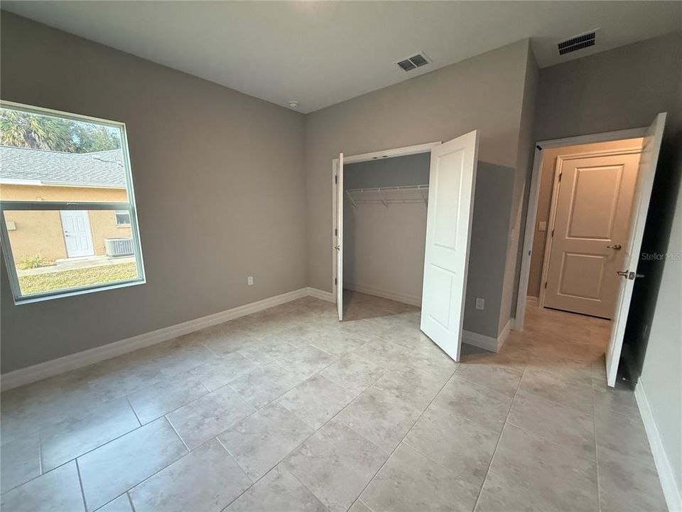 For Rent: $2,000 (3 beds, 2 baths, 1615 Square Feet)