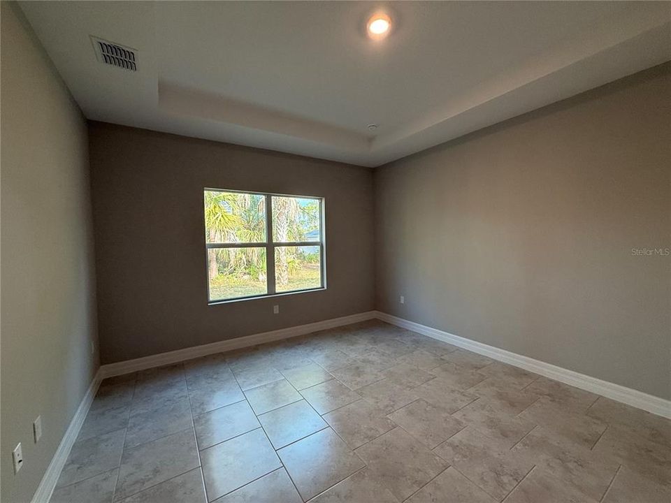 For Rent: $2,000 (3 beds, 2 baths, 1615 Square Feet)
