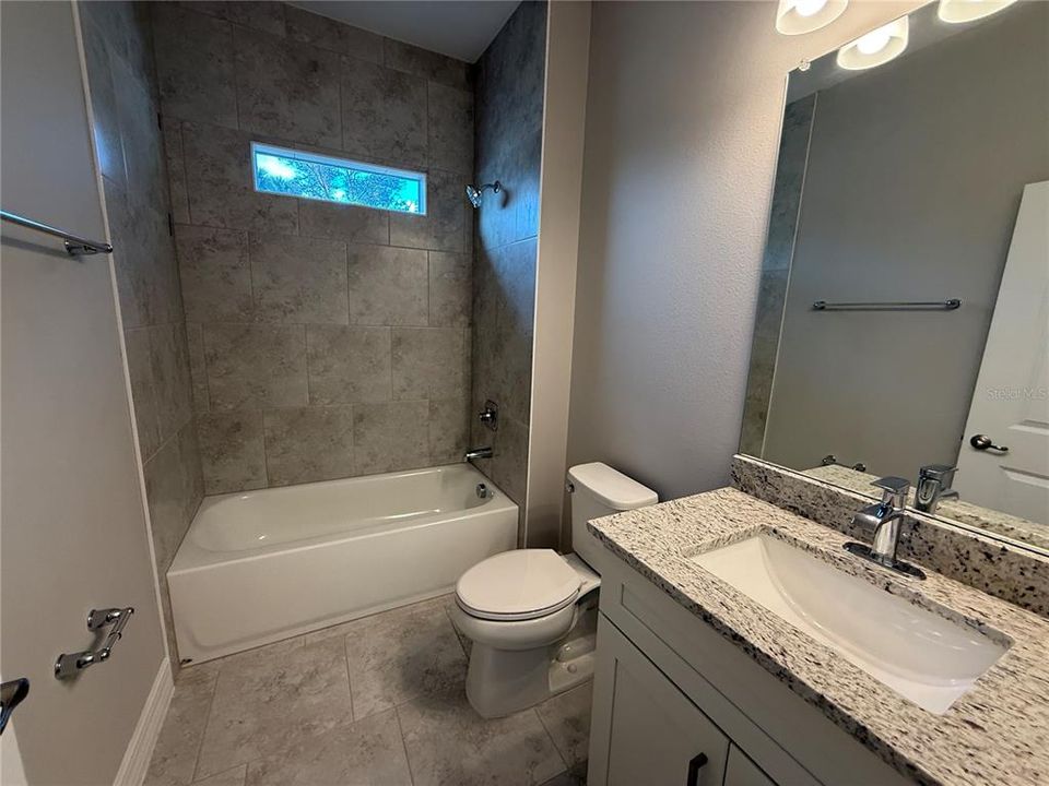 For Rent: $2,000 (3 beds, 2 baths, 1615 Square Feet)