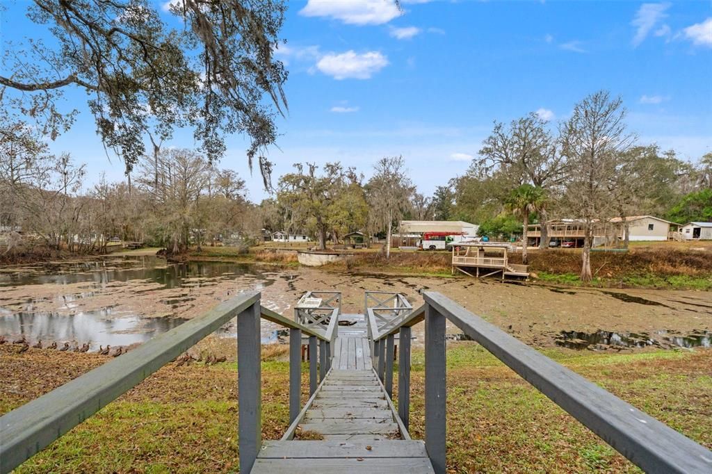 For Sale: $175,000 (2 beds, 2 baths, 840 Square Feet)