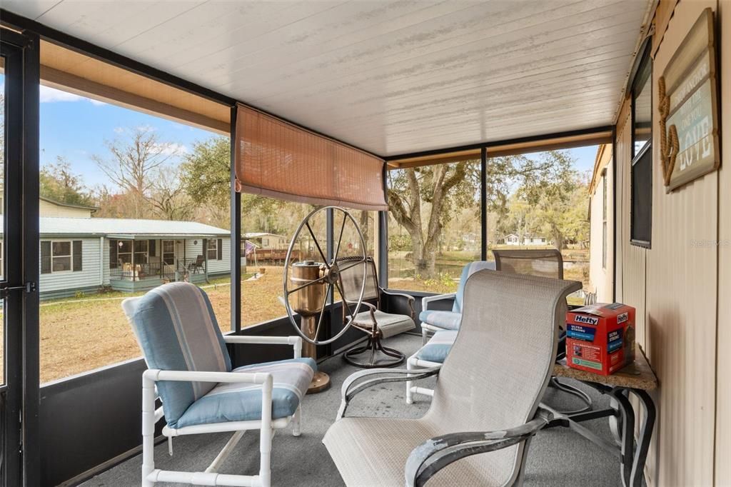 For Sale: $175,000 (2 beds, 2 baths, 840 Square Feet)