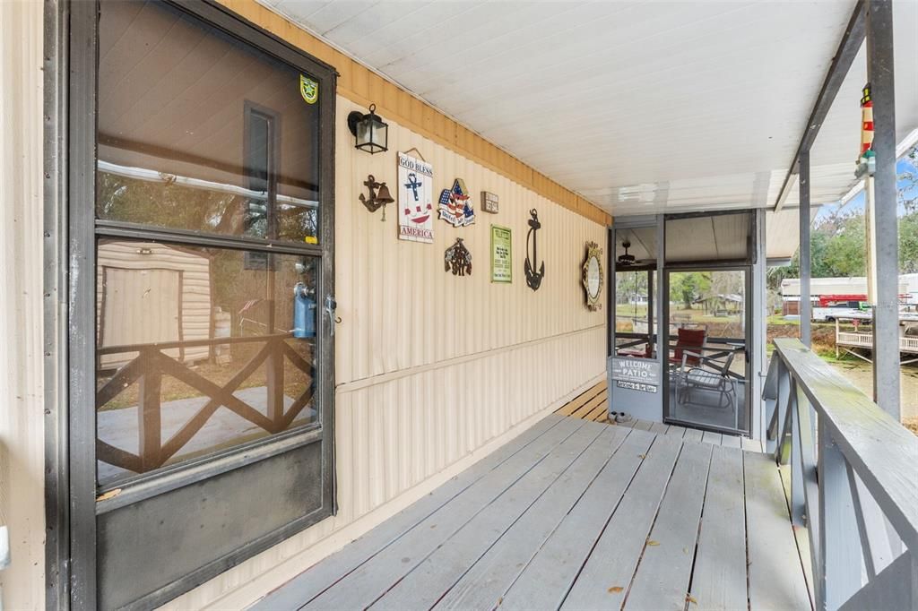 For Sale: $175,000 (2 beds, 2 baths, 840 Square Feet)