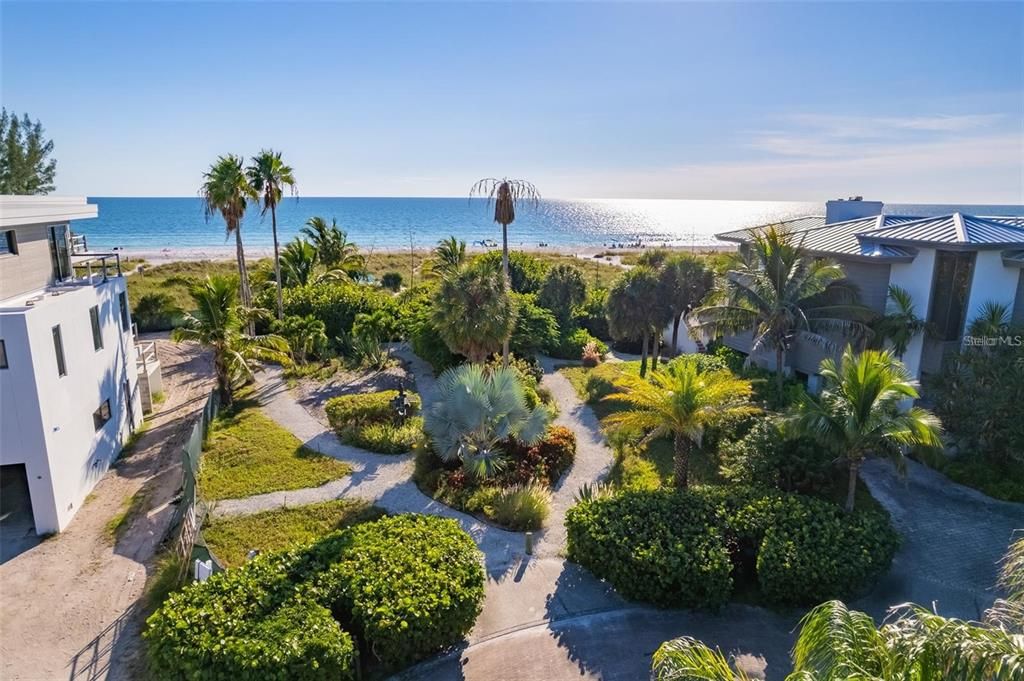 На продажу: $6,250,000 (0.59 acres)