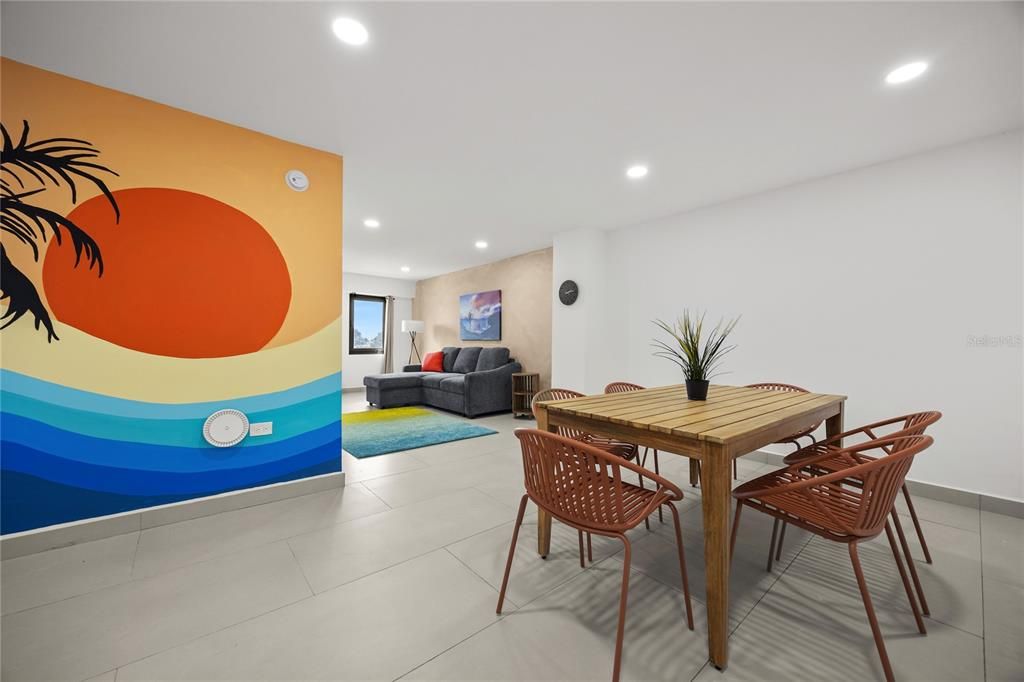 En Venta: $349,000 (2 camas, 1 baños, 929 Pies cuadrados)