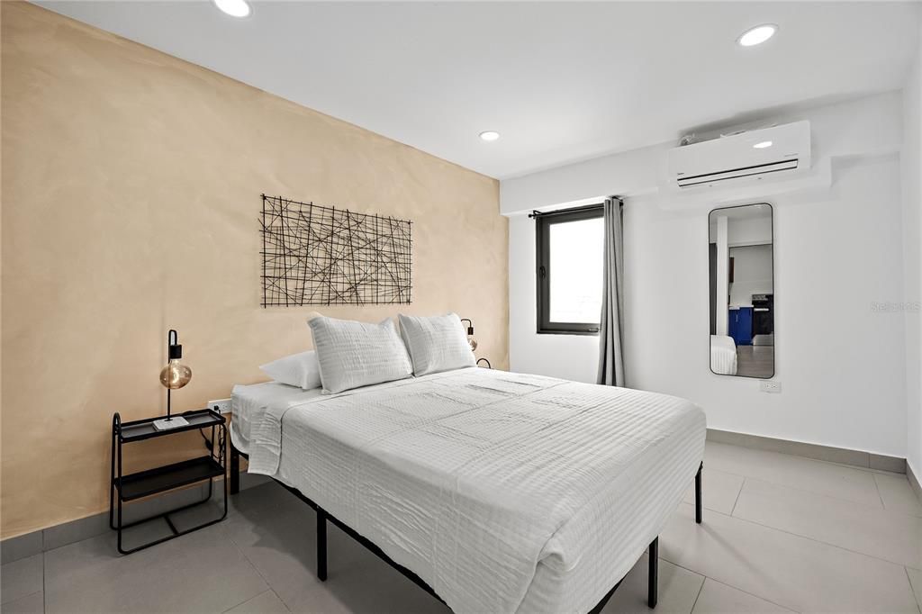 En Venta: $349,000 (2 camas, 1 baños, 929 Pies cuadrados)