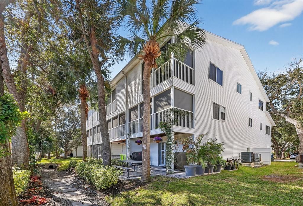 En Venta: $436,900 (3 camas, 3 baños, 1749 Pies cuadrados)