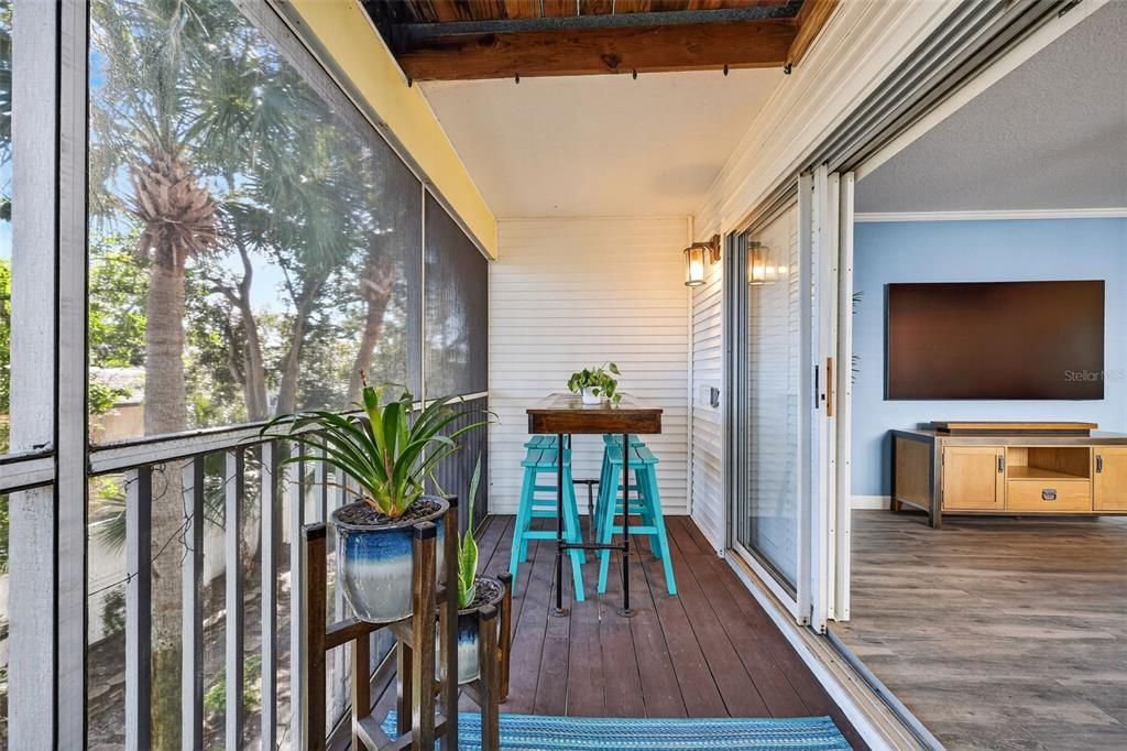 En Venta: $436,900 (3 camas, 3 baños, 1749 Pies cuadrados)