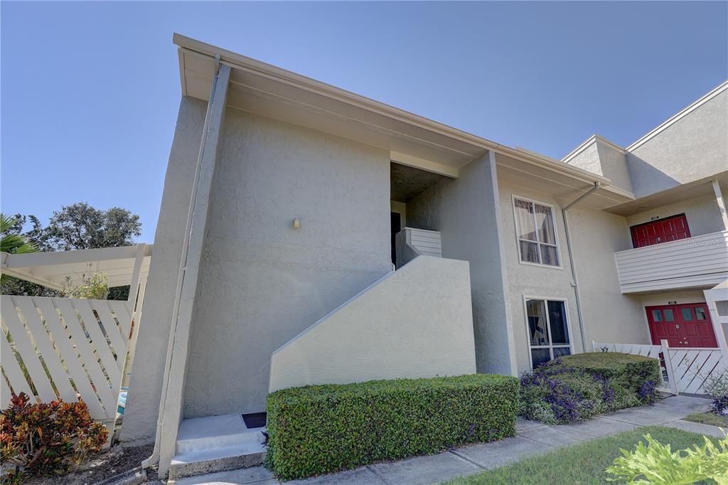 Activo con contrato: $149,000 (2 camas, 1 baños, 930 Pies cuadrados)