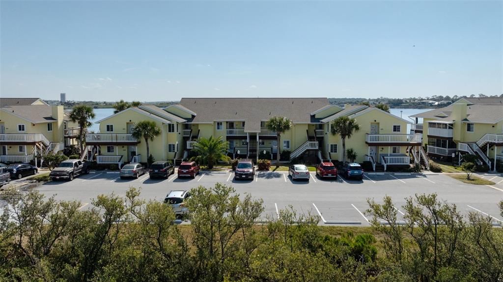 For Sale: $249,000 (2 beds, 2 baths, 1140 Square Feet)