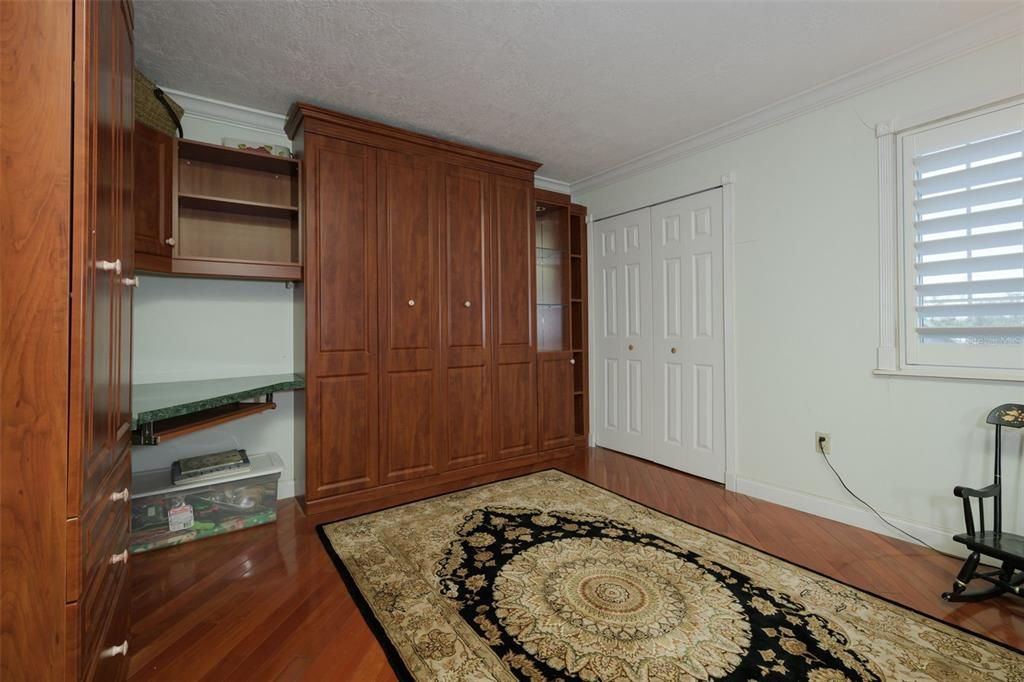 For Sale: $249,000 (2 beds, 2 baths, 1140 Square Feet)