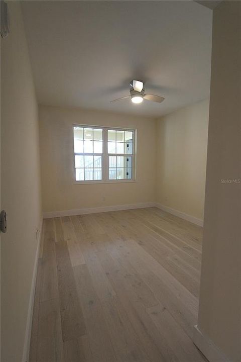 For Rent: $3,595 (3 beds, 2 baths, 1937 Square Feet)