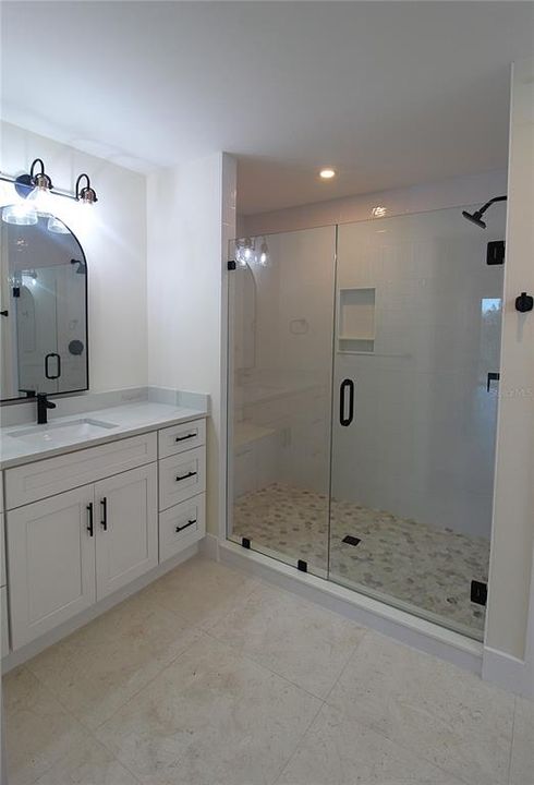 For Rent: $3,595 (3 beds, 2 baths, 1937 Square Feet)