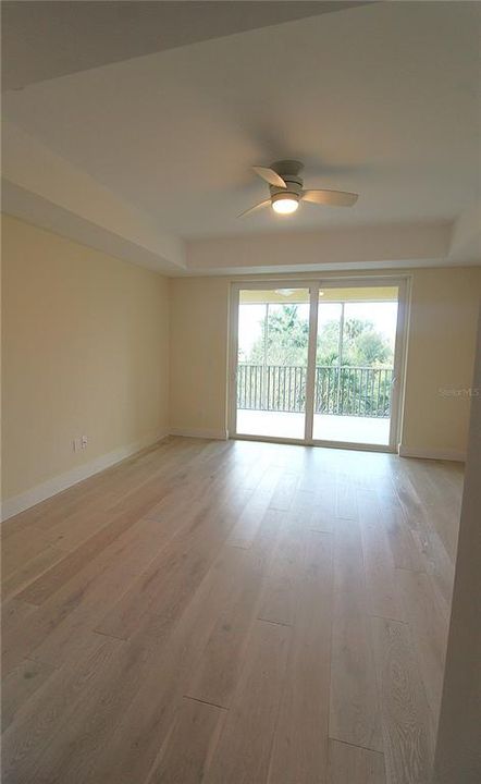 For Rent: $3,595 (3 beds, 2 baths, 1937 Square Feet)