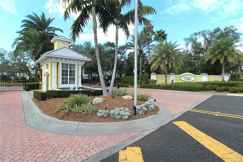 For Rent: $3,595 (3 beds, 2 baths, 1937 Square Feet)