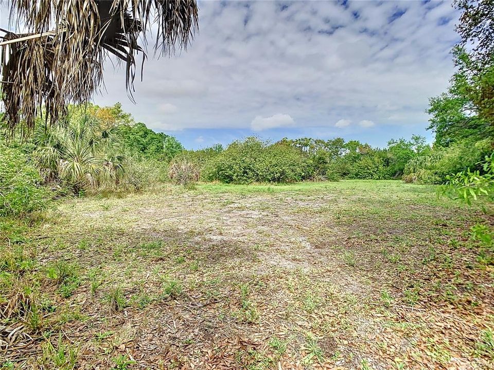 待售: $679,000 (4.73 acres)