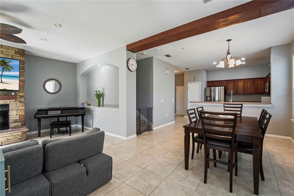 For Sale: $274,900 (3 beds, 2 baths, 1855 Square Feet)