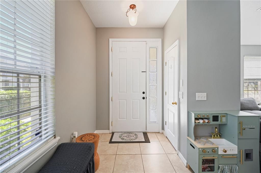 For Sale: $274,900 (3 beds, 2 baths, 1855 Square Feet)