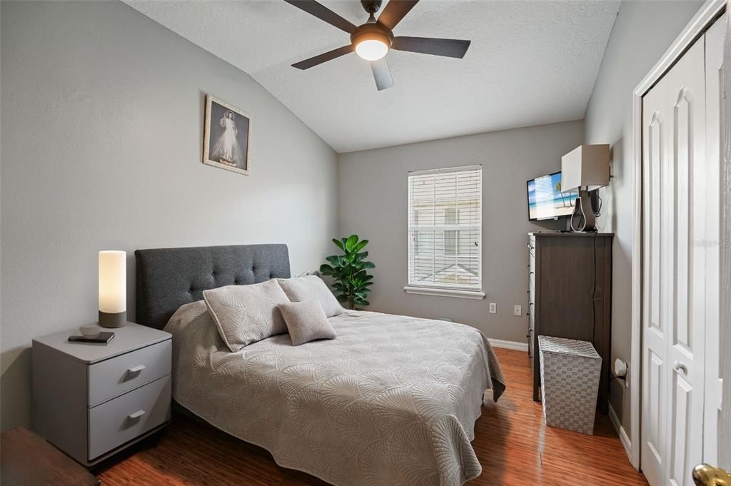 For Sale: $274,900 (3 beds, 2 baths, 1855 Square Feet)