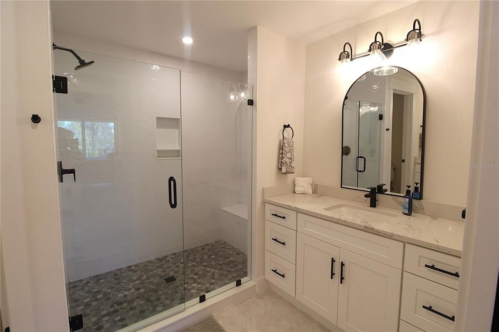 For Rent: $3,795 (3 beds, 2 baths, 1937 Square Feet)