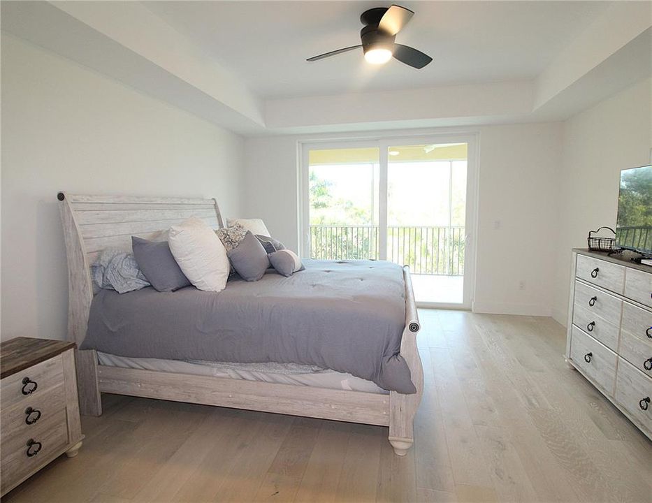 For Rent: $3,795 (3 beds, 2 baths, 1937 Square Feet)