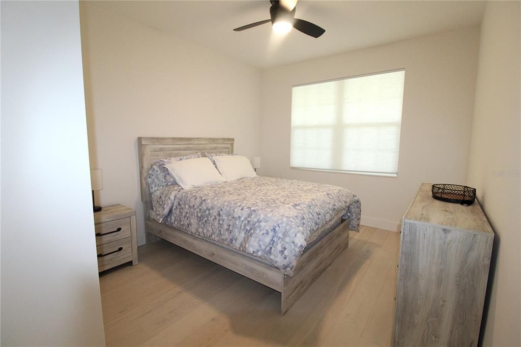 For Rent: $3,795 (3 beds, 2 baths, 1937 Square Feet)