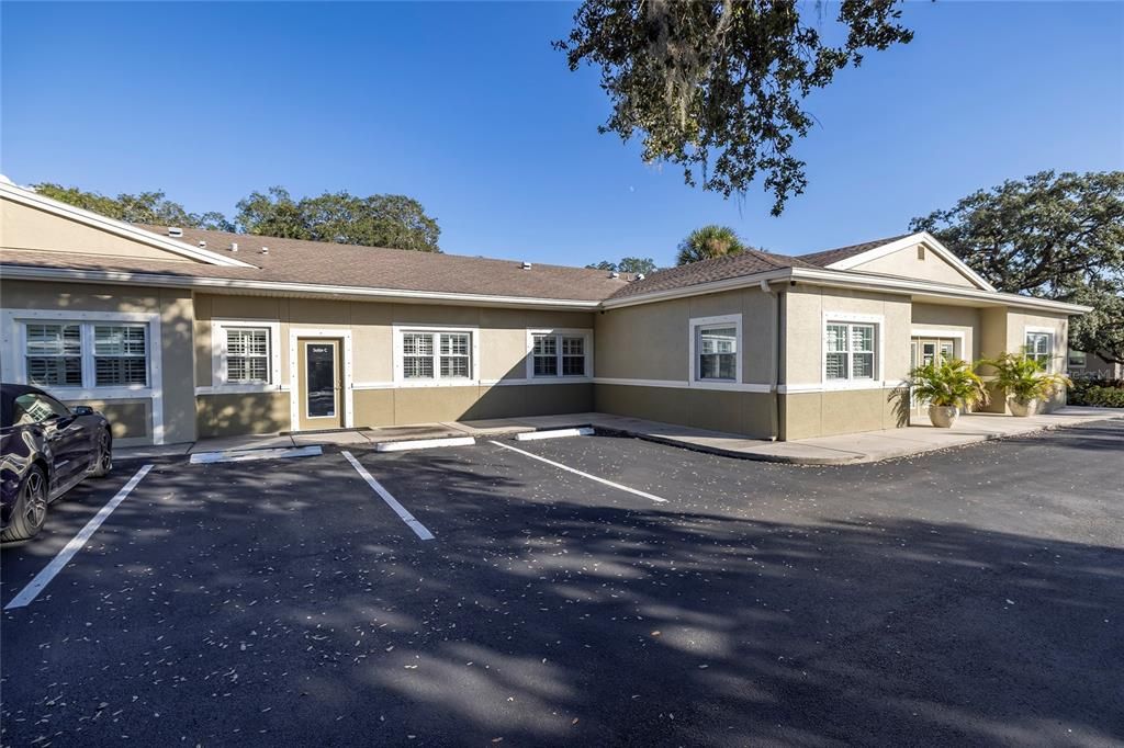 En Venta: $430,000 (0 camas, 0 baños, 1202 Pies cuadrados)