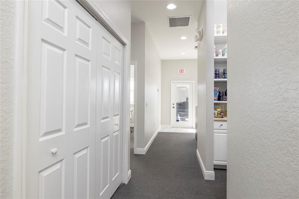 En Venta: $430,000 (0 camas, 0 baños, 1202 Pies cuadrados)