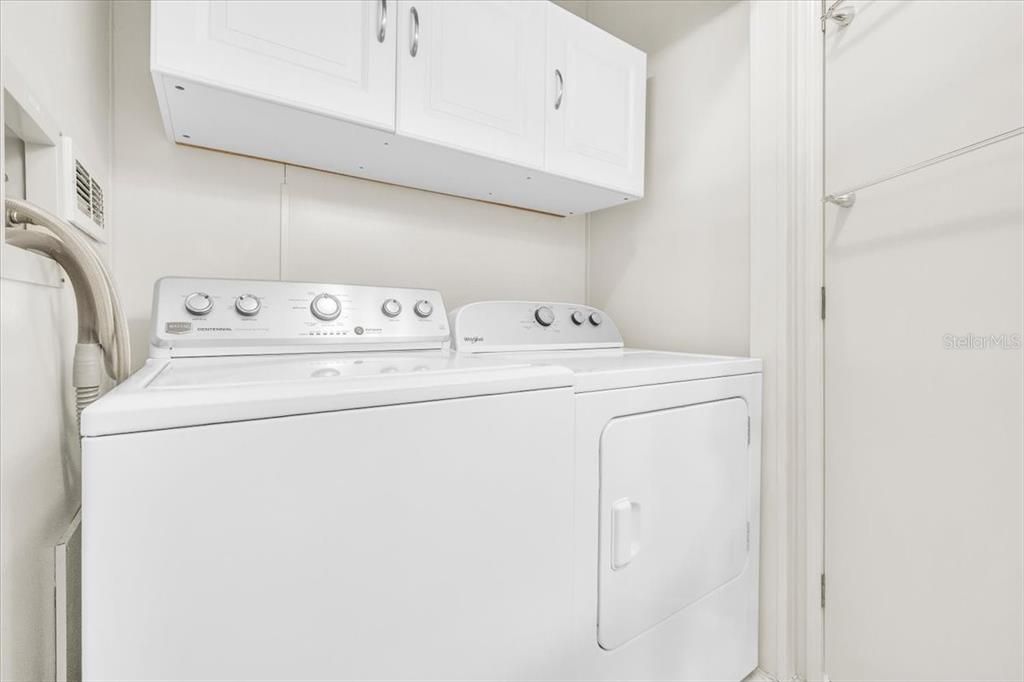 For Sale: $165,000 (2 beds, 2 baths, 1316 Square Feet)