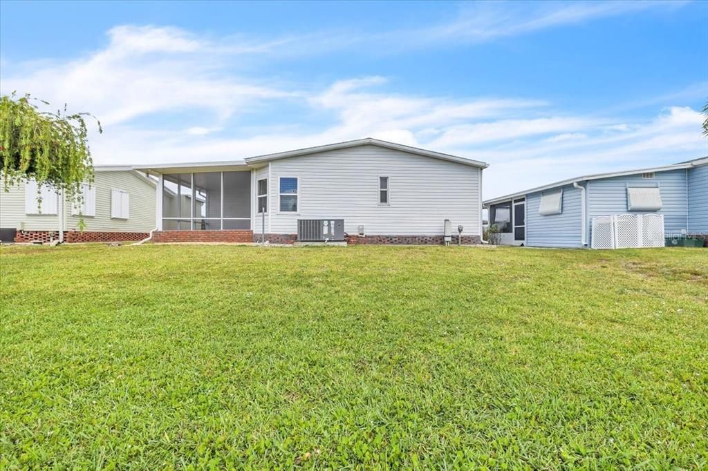 For Sale: $165,000 (2 beds, 2 baths, 1316 Square Feet)
