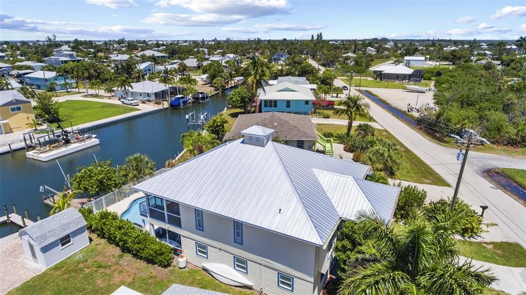 Vendido Recientemente: $689,900 (3 camas, 2 baños, 1707 Pies cuadrados)