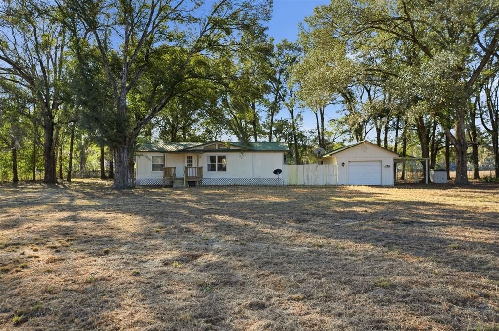 For Sale: $286,900 (3 beds, 2 baths, 1500 Square Feet)