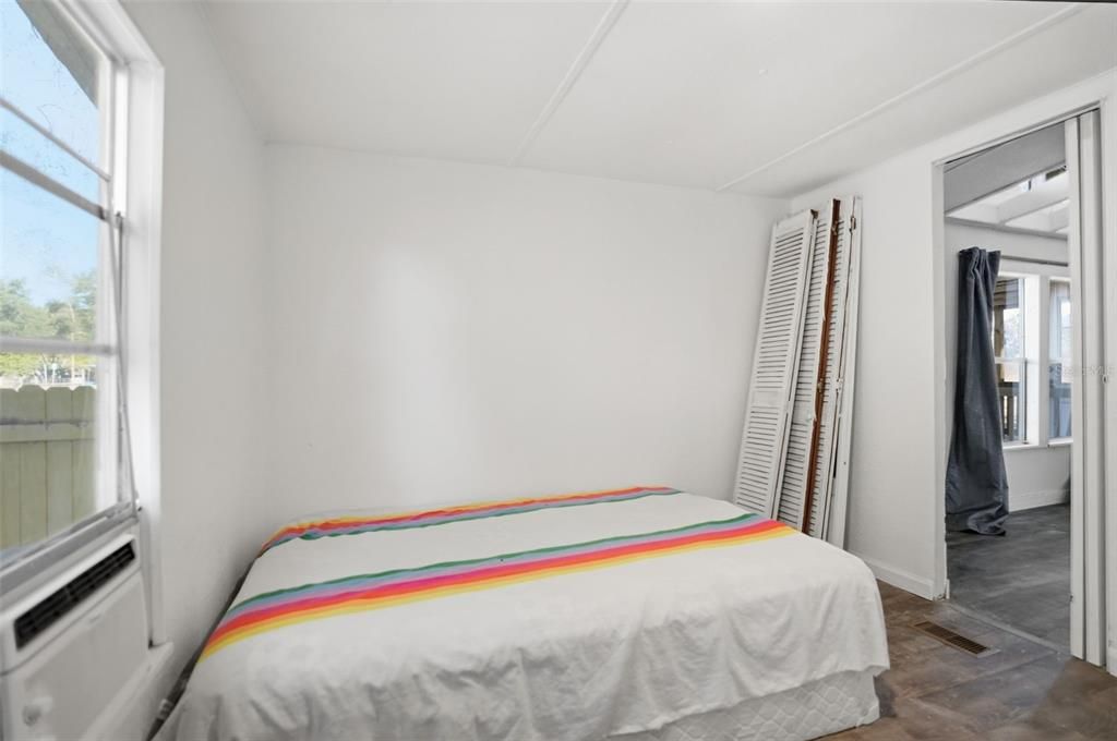 For Sale: $286,900 (3 beds, 2 baths, 1500 Square Feet)
