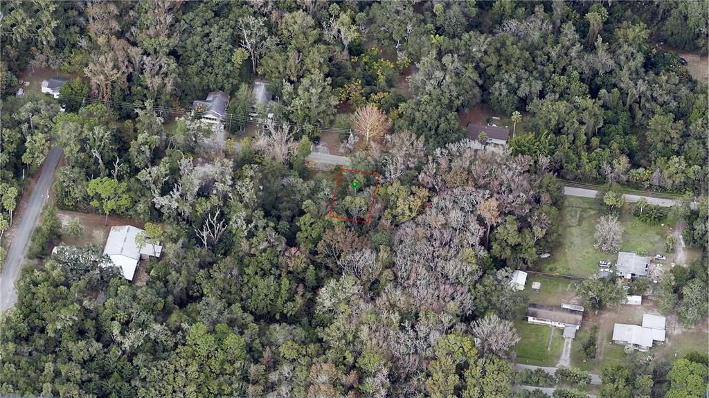 На продажу: $9,990 (0.11 acres)