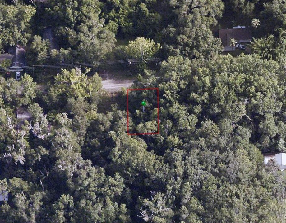 На продажу: $9,990 (0.11 acres)