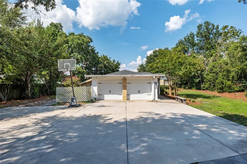 For Sale: $709,000 (4 beds, 2 baths, 2314 Square Feet)