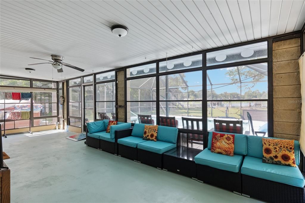For Sale: $709,000 (4 beds, 2 baths, 2314 Square Feet)