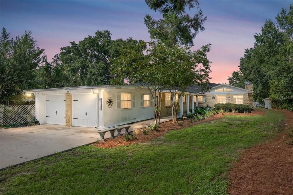 For Sale: $709,000 (4 beds, 2 baths, 2314 Square Feet)
