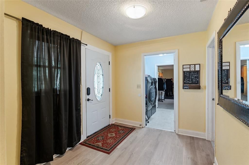 For Sale: $709,000 (4 beds, 2 baths, 2314 Square Feet)