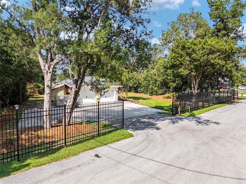 For Sale: $709,000 (4 beds, 2 baths, 2314 Square Feet)