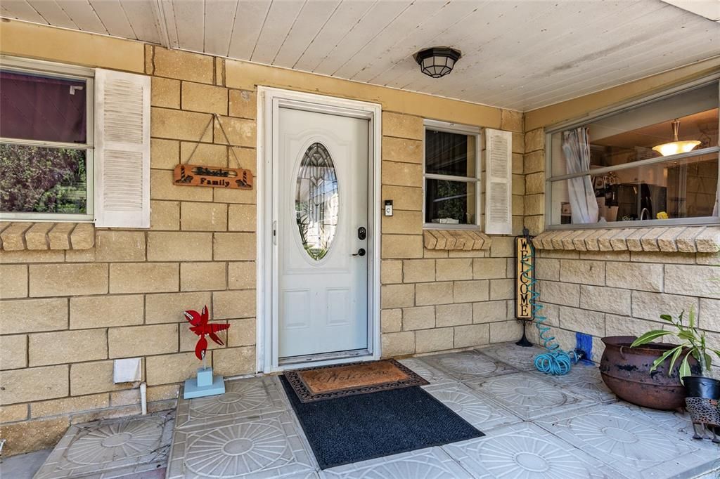 For Sale: $709,000 (4 beds, 2 baths, 2314 Square Feet)