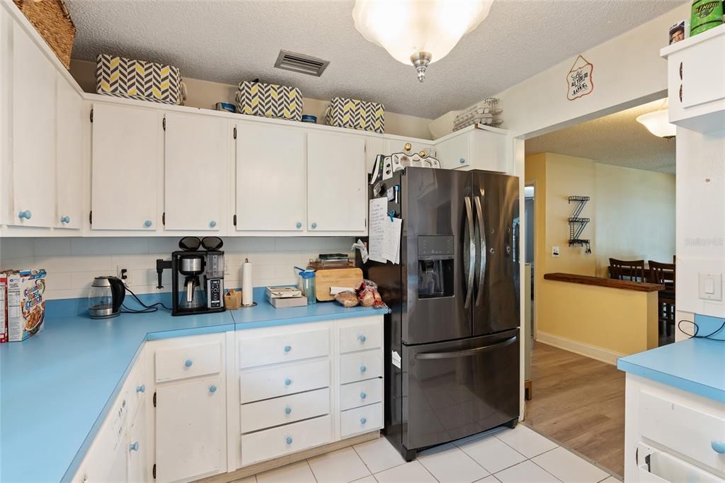 For Sale: $709,000 (4 beds, 2 baths, 2314 Square Feet)