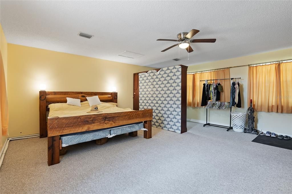 For Sale: $709,000 (4 beds, 2 baths, 2314 Square Feet)