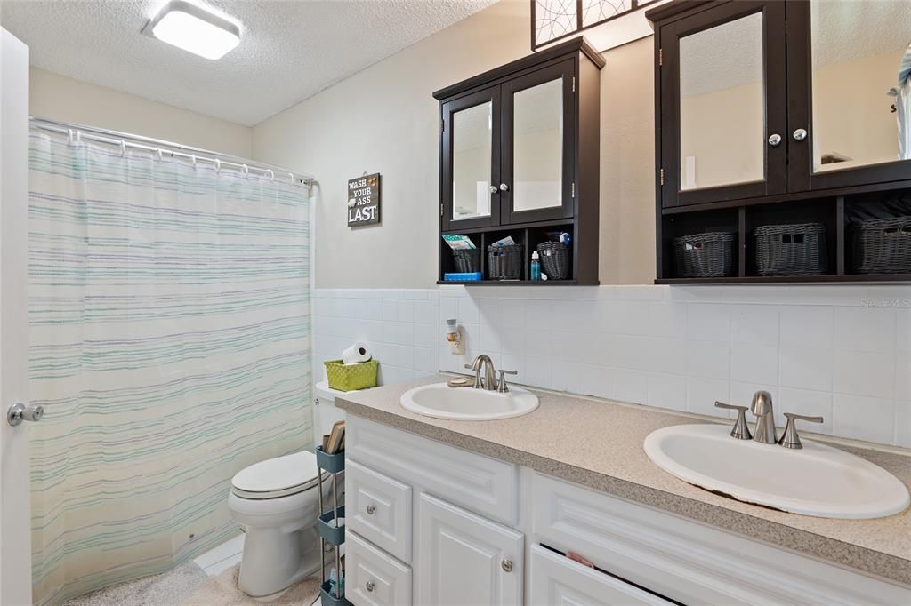 For Sale: $709,000 (4 beds, 2 baths, 2314 Square Feet)