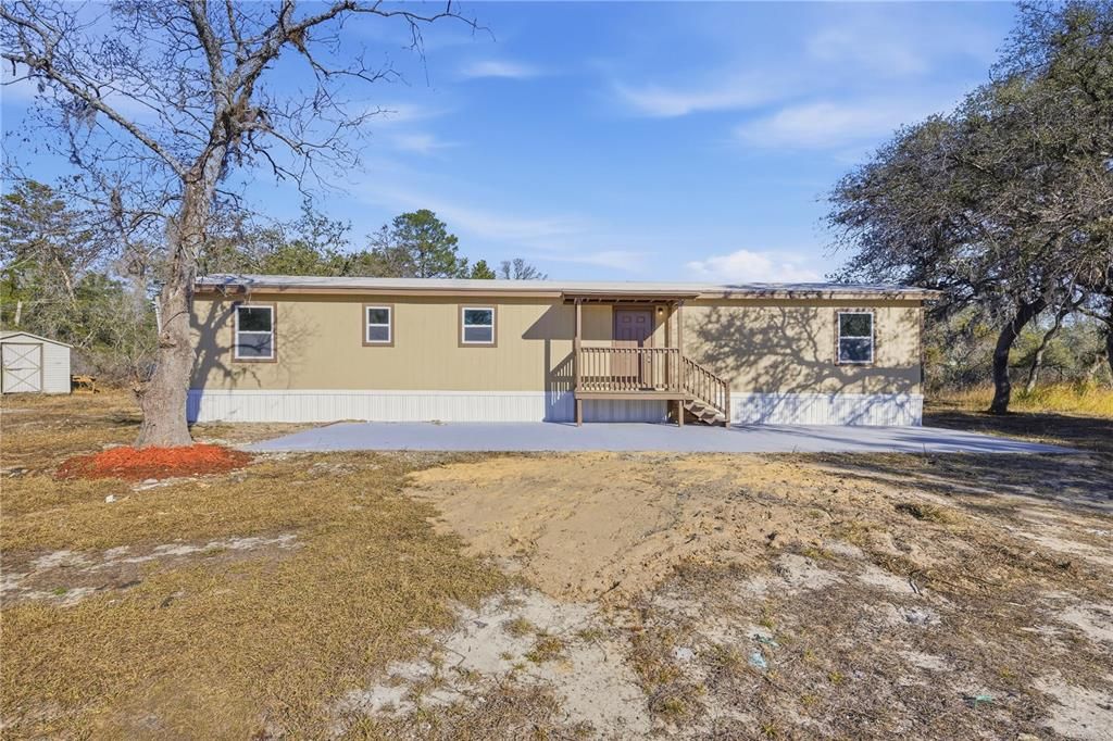 Active With Contract: $164,900 (3 beds, 2 baths, 840 Square Feet)
