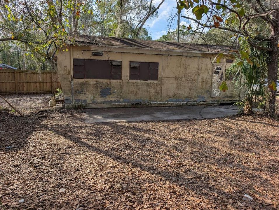 For Sale: $30,000 (1 beds, 1 baths, 532 Square Feet)