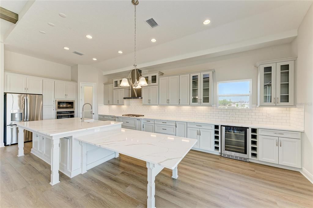 For Sale: $944,990 (4 beds, 4 baths, 3169 Square Feet)