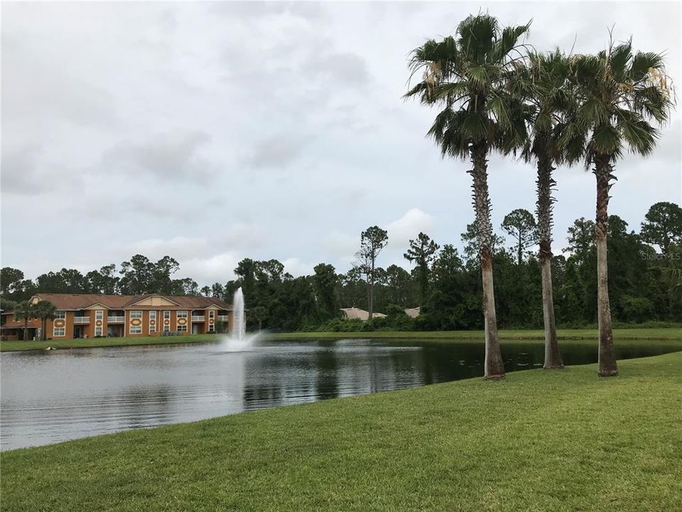 For Sale: $139,900 (2 beds, 2 baths, 1050 Square Feet)