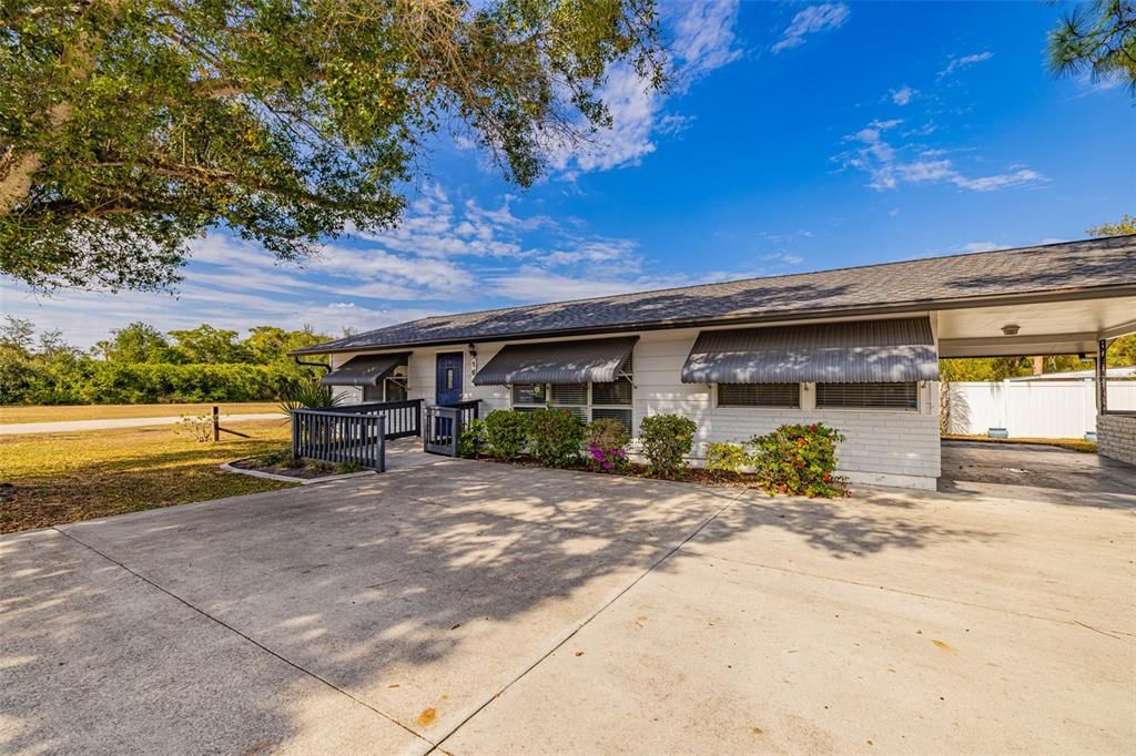 For Sale: $499,000 (0 beds, 0 baths, 1104 Square Feet)
